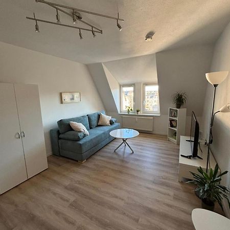 1 Raum Dachgeschosswohnung In Ruhiger Lage Limabach - Oberfrohna Eksteriør billede