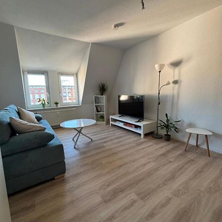 1 Raum Dachgeschosswohnung In Ruhiger Lage Limabach - Oberfrohna Eksteriør billede
